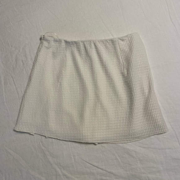 Grey Bandid white skirt, NWT size s - Picture 3 of 6